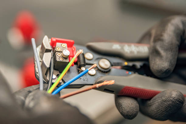 Affordable Emergency Electrician in AK